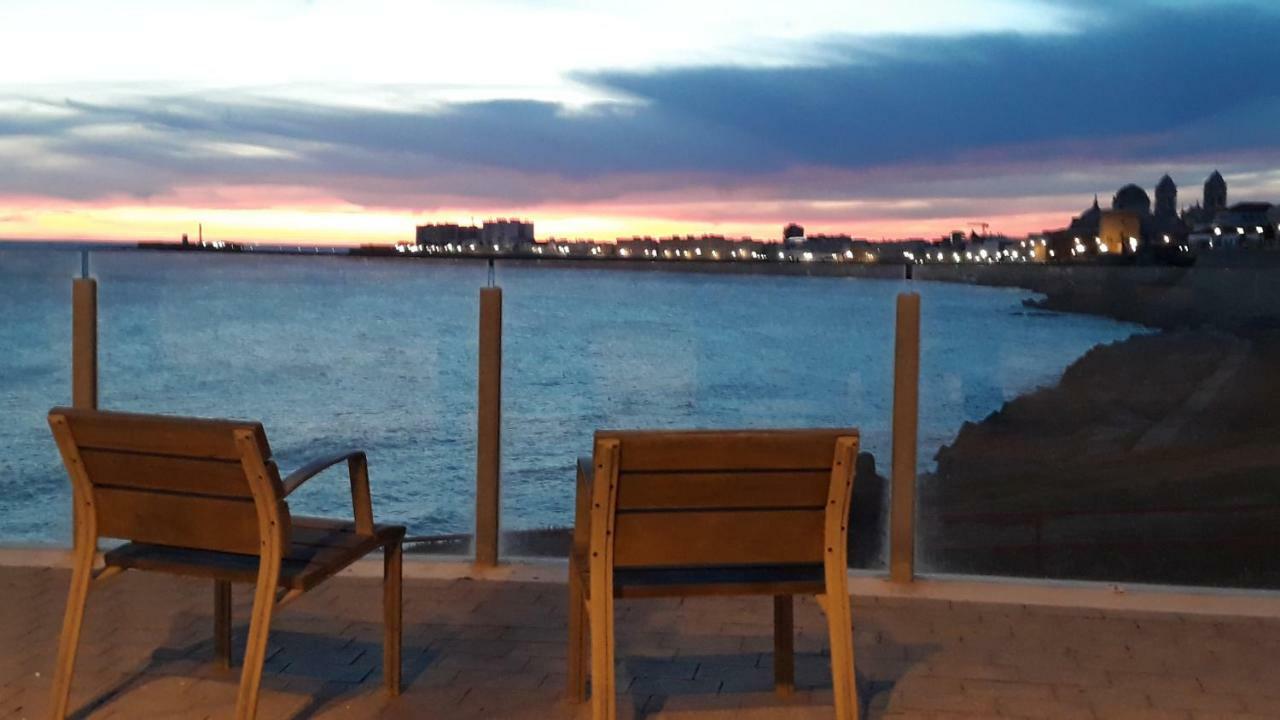 El Rincon Del Tio De La Tiza Leilighet Cádiz Eksteriør bilde